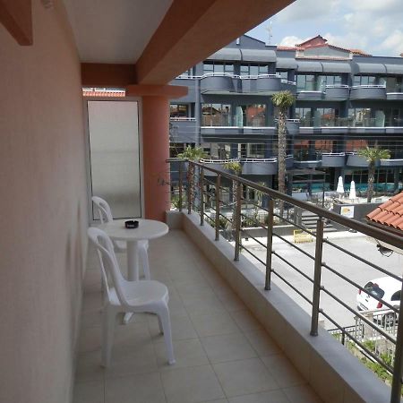Mango Apartamento Paralía Exterior foto