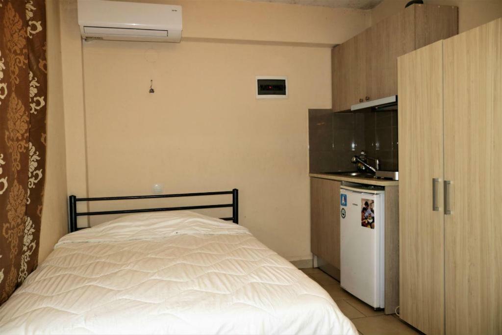 Mango Apartamento Paralía Exterior foto